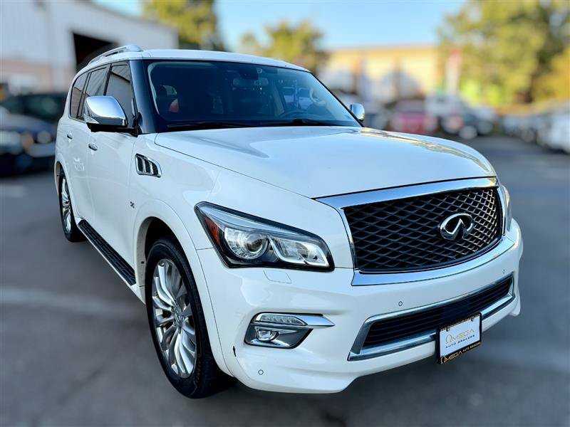 Used 2016 INFINITI QX80 4WD w/ Deluxe Technology Package image 4