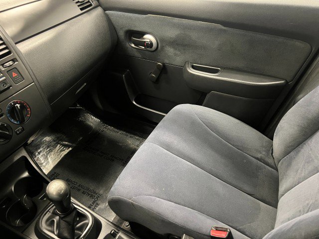 Used 2011 Nissan Versa Sedan image 21