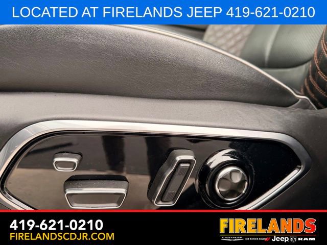 Used 2024 Jeep Grand Cherokee L Summit w/ High Altitude Package AWD/4WD image 23