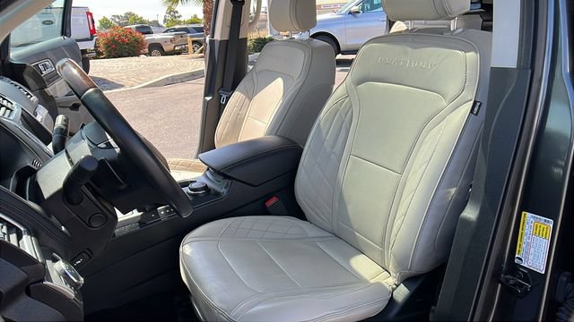 Used 2017 Ford Explorer Platinum AWD/4WD image 18