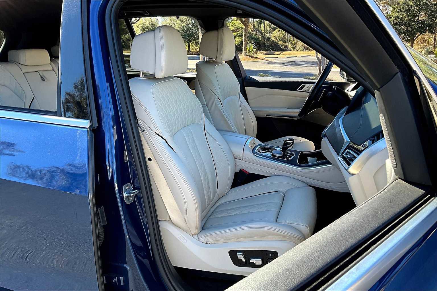 Used 2019 BMW X5 xDrive40i w/ Luxury Seating Package image 9