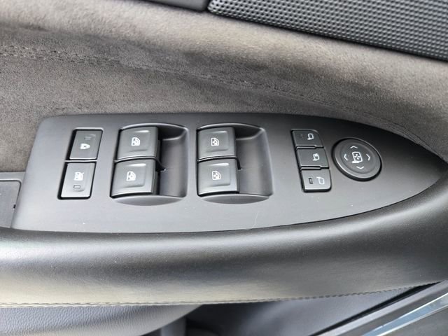 Used 2018 Cadillac Escalade ESV Platinum image 18