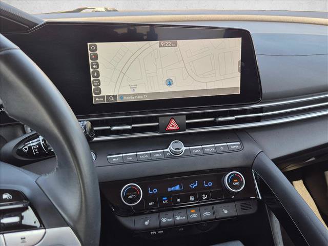 Used 2025 Hyundai Elantra Limited FWD image 15