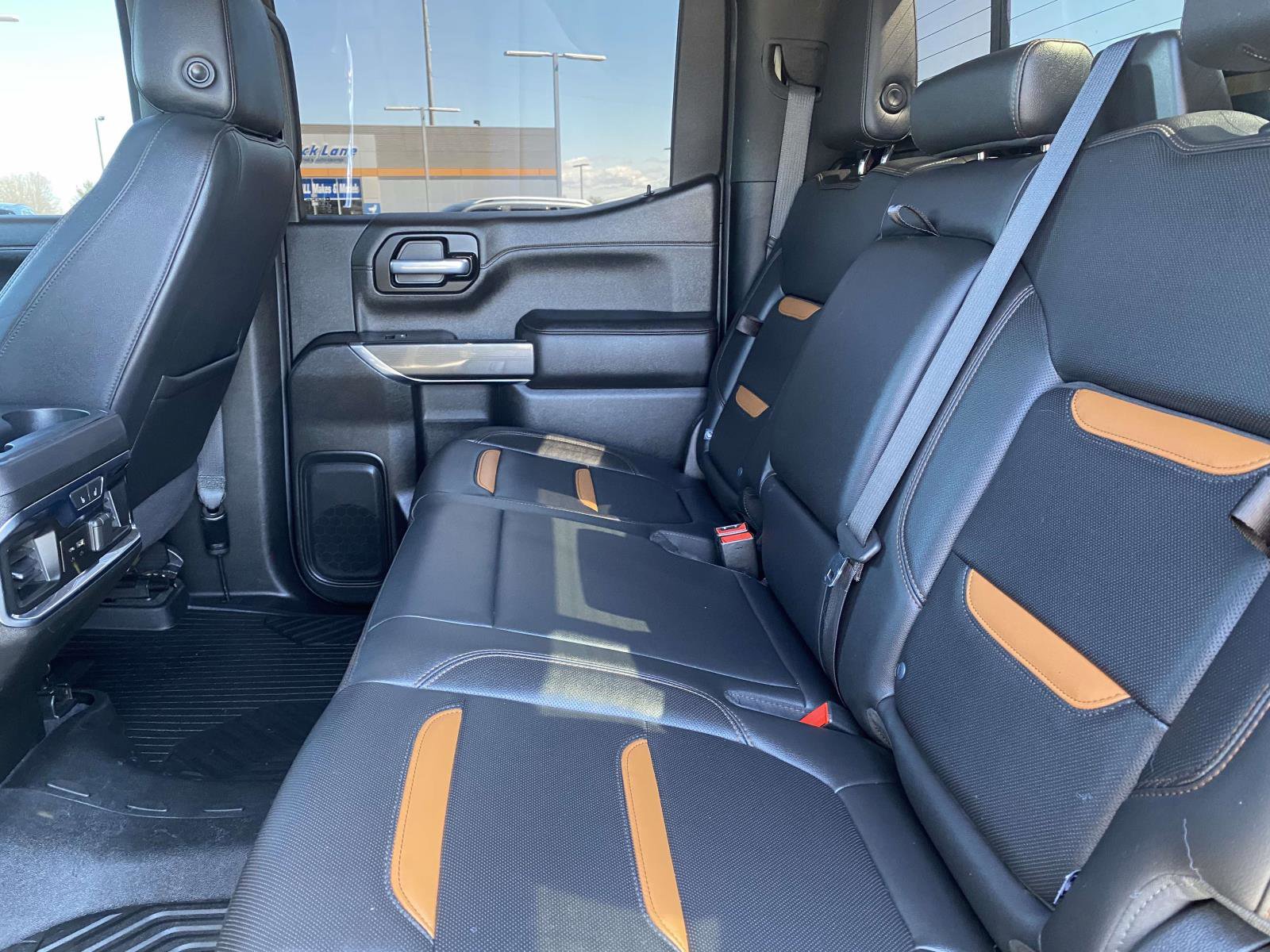 Used 2020 GMC Sierra 1500 AT4 w/ AT4 Premium Package image 11