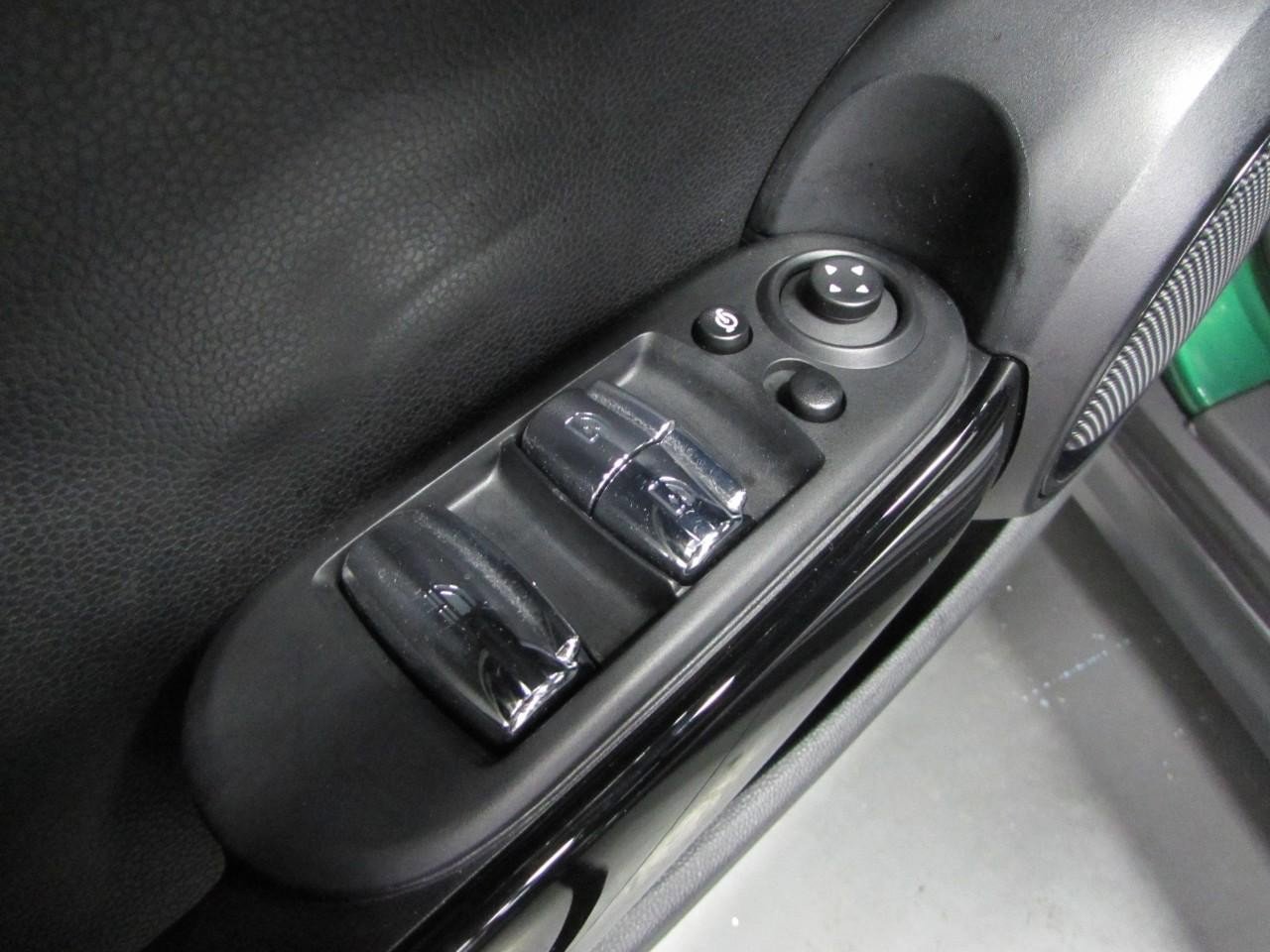 Used 2022 MINI Cooper S w/ Premium Package image 26
