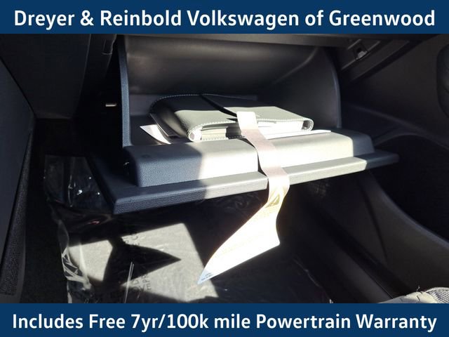 New 2025 Volkswagen GTI SE image 34