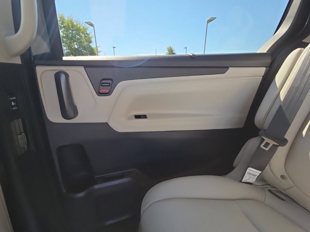 New 2027 Honda Odyssey EX-L image 21