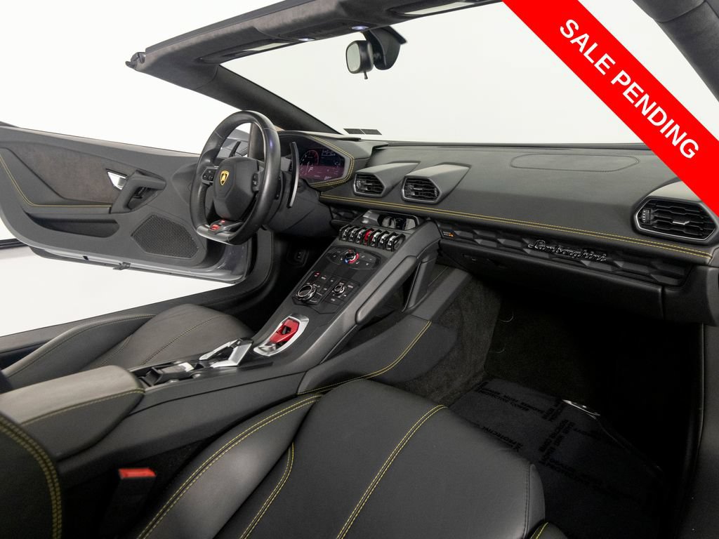 Used 2016 Lamborghini Huracan LP 610-4 AWD/4WD image 34