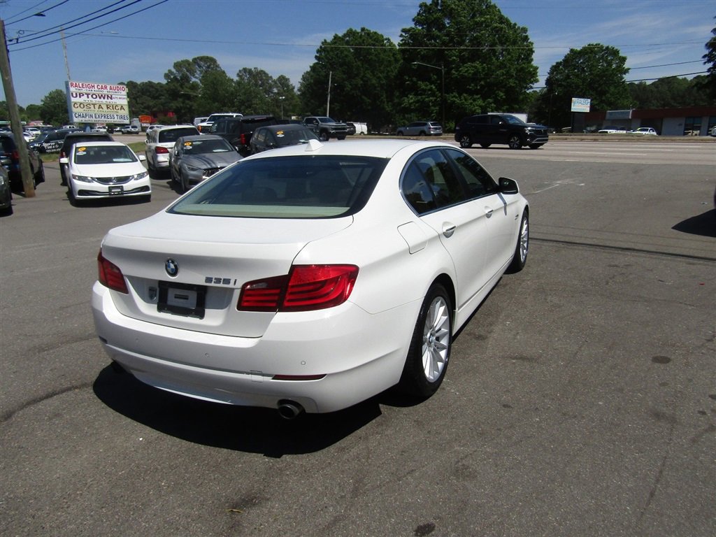 Used 2011 BMW 535i Sedan image 8