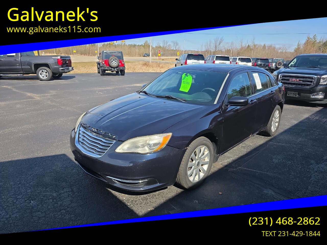 Used 2011 Chrysler 200 Touring FWD image 1