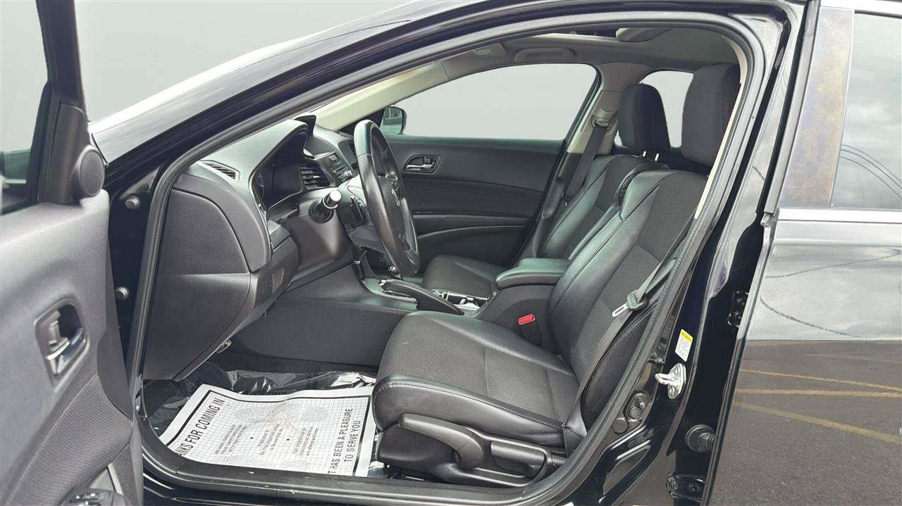 Used 2013 Acura ILX FWD image 11