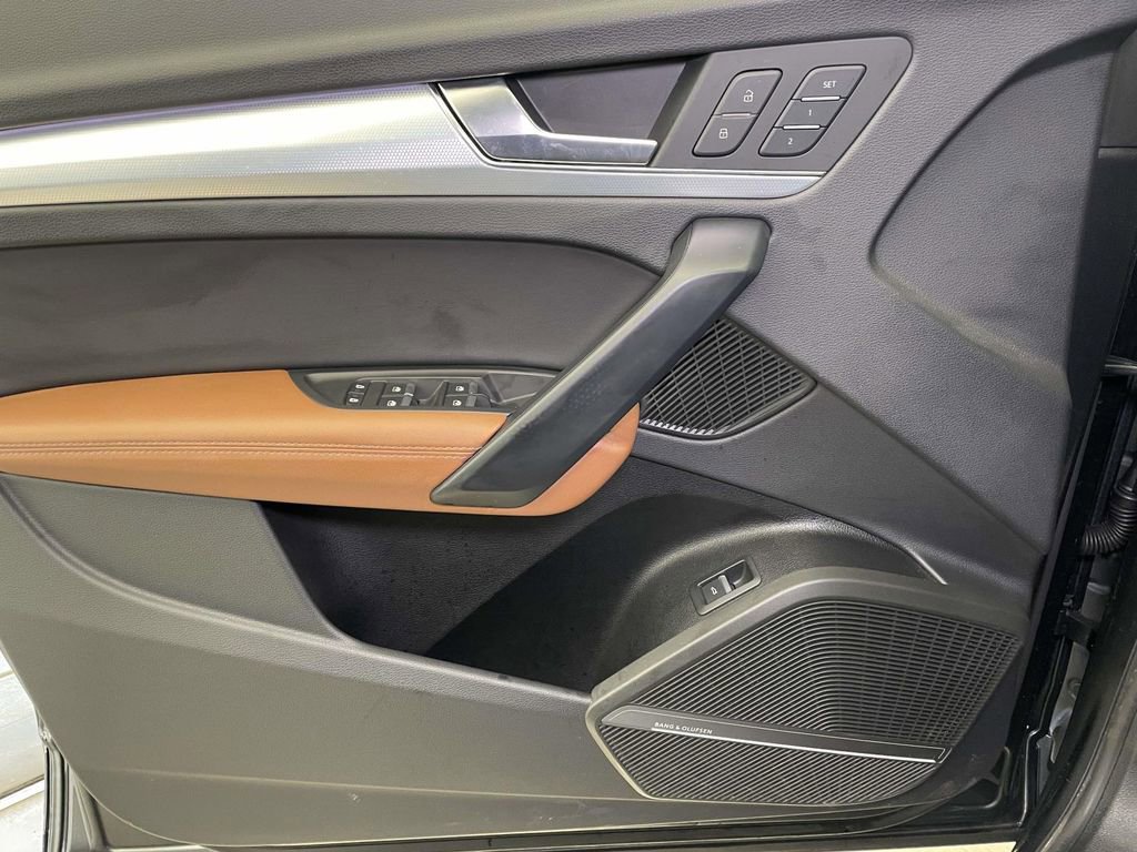 Certified 2025 Audi Q5 2.0T Premium Plus image 35