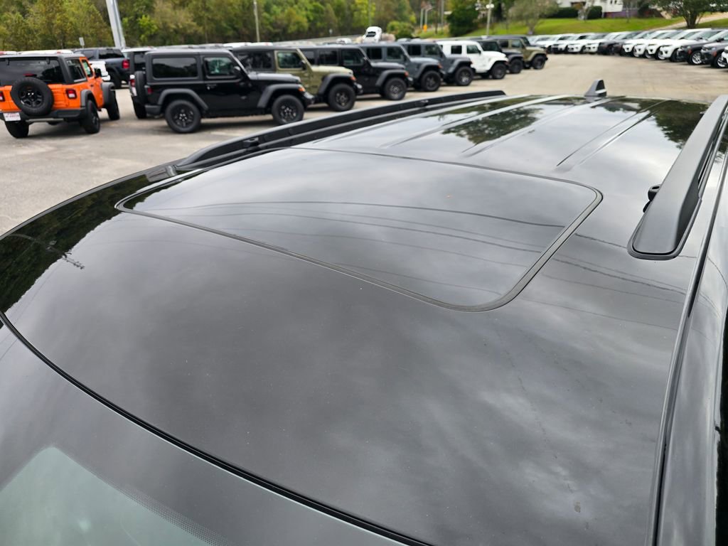 New 2025 Jeep Grand Cherokee L Altitude image 21