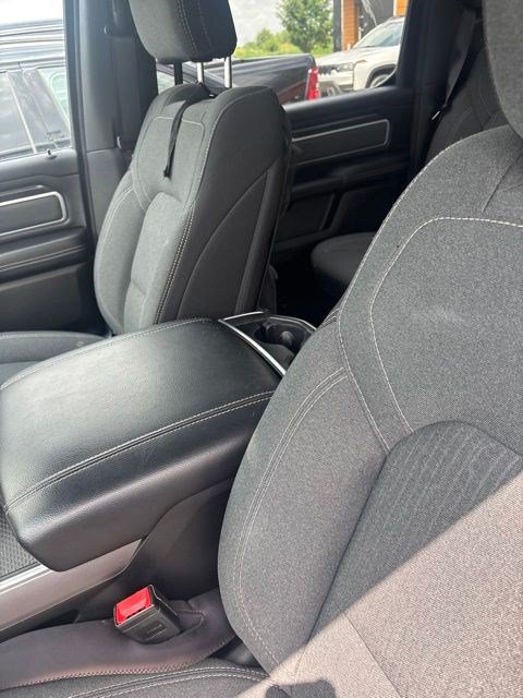 Used 2022 RAM 1500 Big Horn AWD/4WD image 12