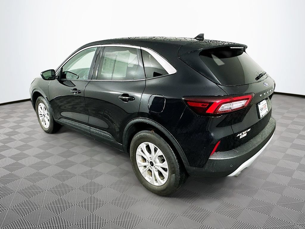 Used 2024 Ford Escape Active w/ Tech Pack #1 AWD/4WD image 7