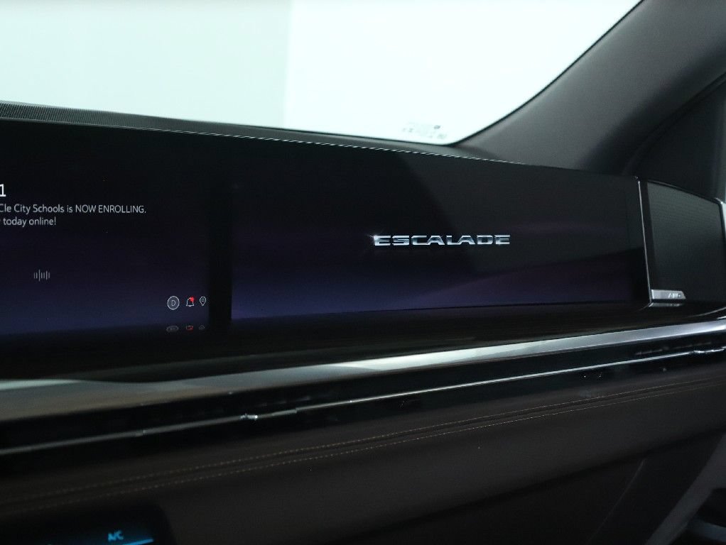 Used 2026 Cadillac Escalade Luxury w/ LPO, Floor Liner Package AWD/4WD image 28