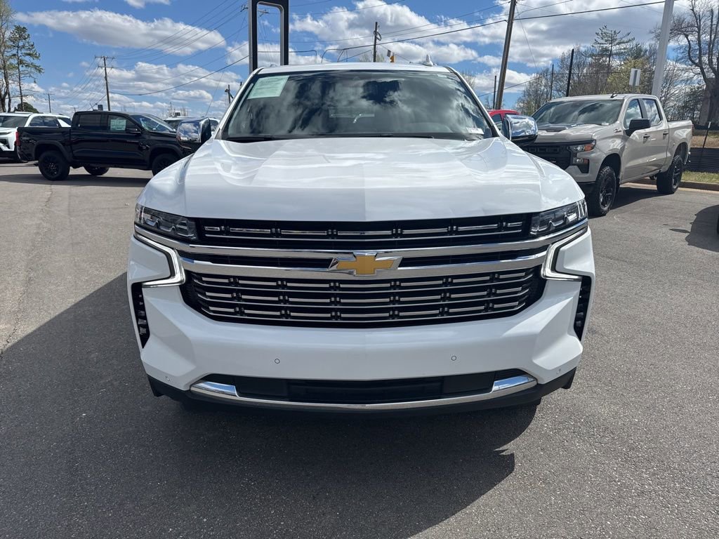 Used 2023 Chevrolet Suburban Premier image 8