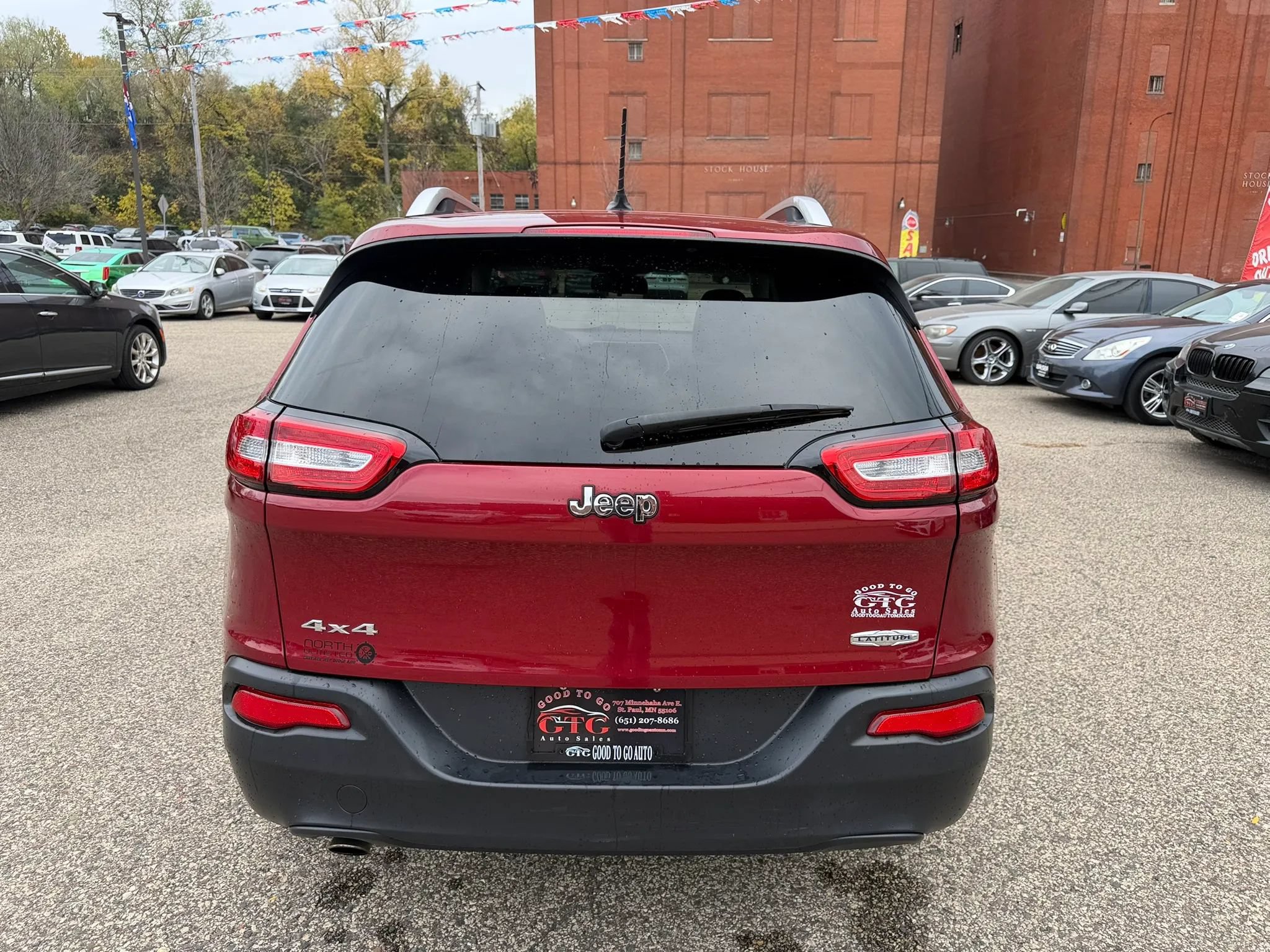 Used 2014 Jeep Cherokee Latitude AWD/4WD image 5