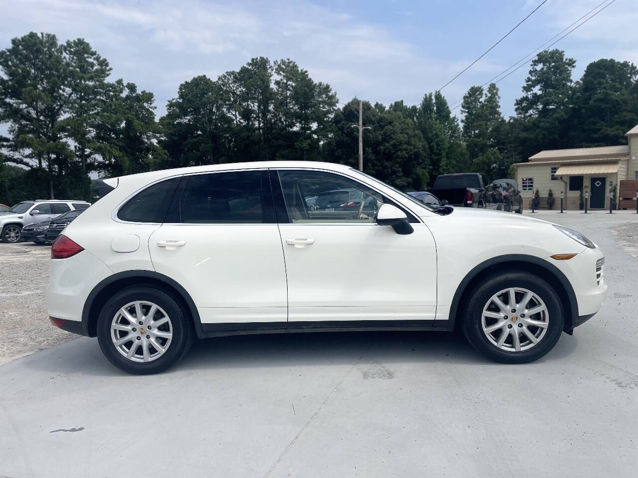 Used 2012 Porsche Cayenne AWD/4WD image 12
