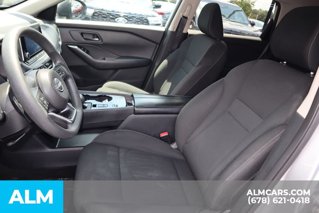 Used 2024 Nissan Rogue S FWD image 10
