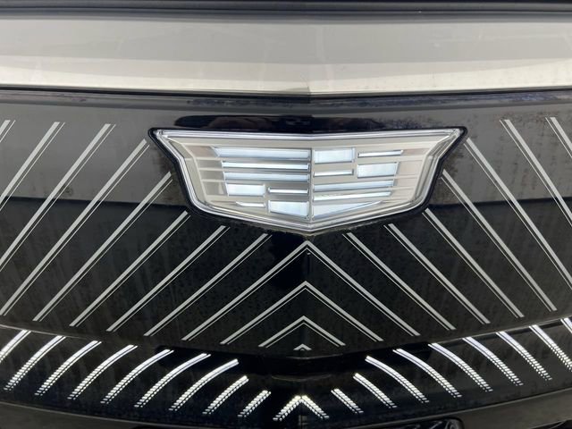 Used 2024 Cadillac Lyriq Tech RWD image 32