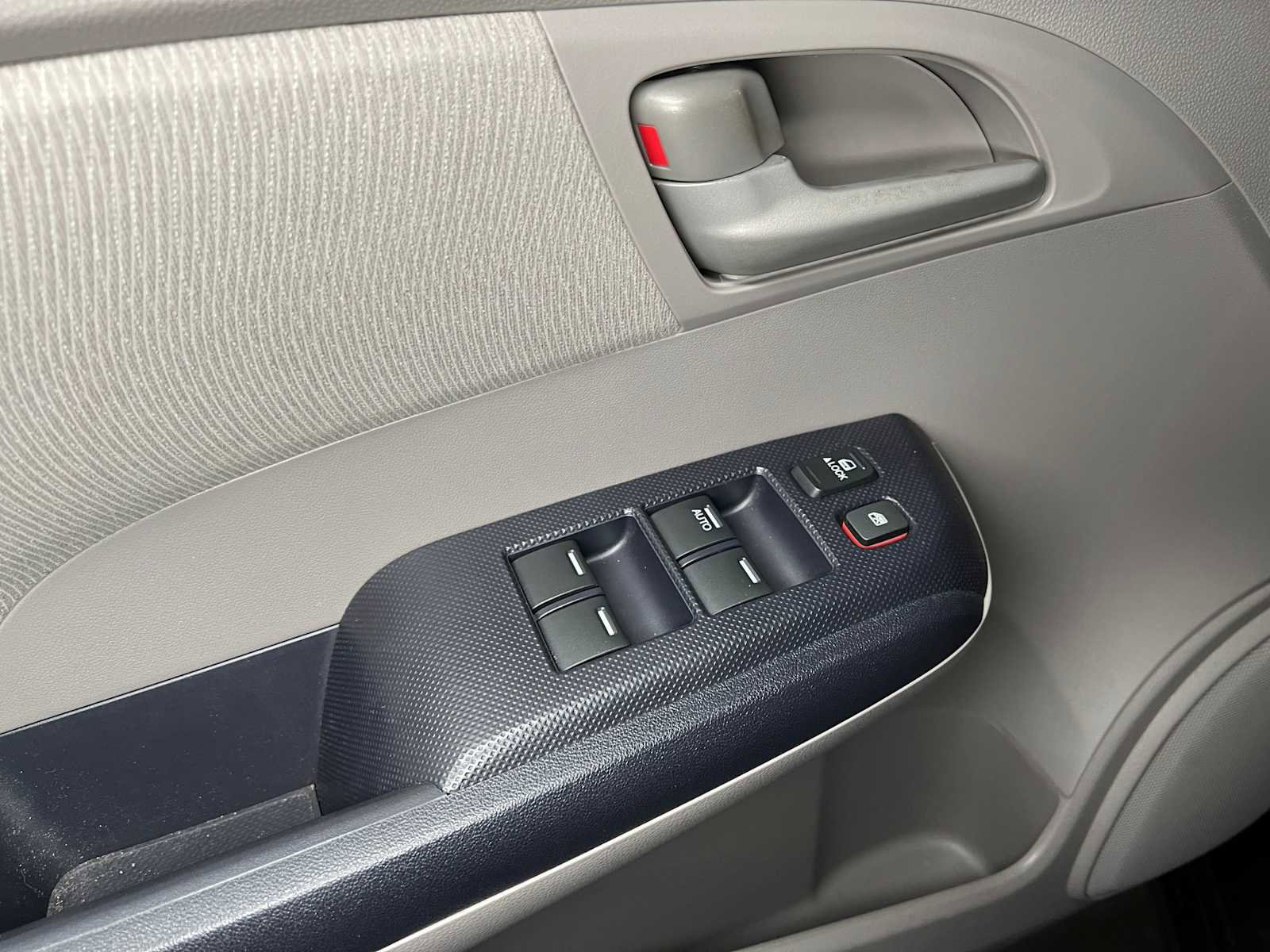 Used 2010 Honda Insight EX image 21