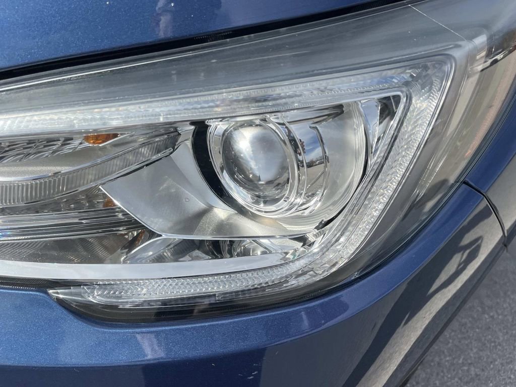 Used 2021 Subaru Ascent Touring w/ Popular Package #2 image 9