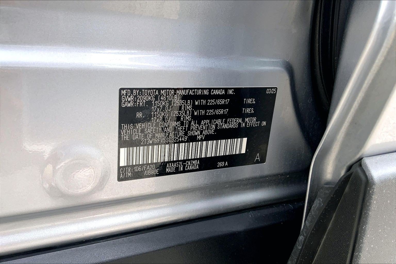 Used 2025 Toyota RAV4 XLE FWD image 36