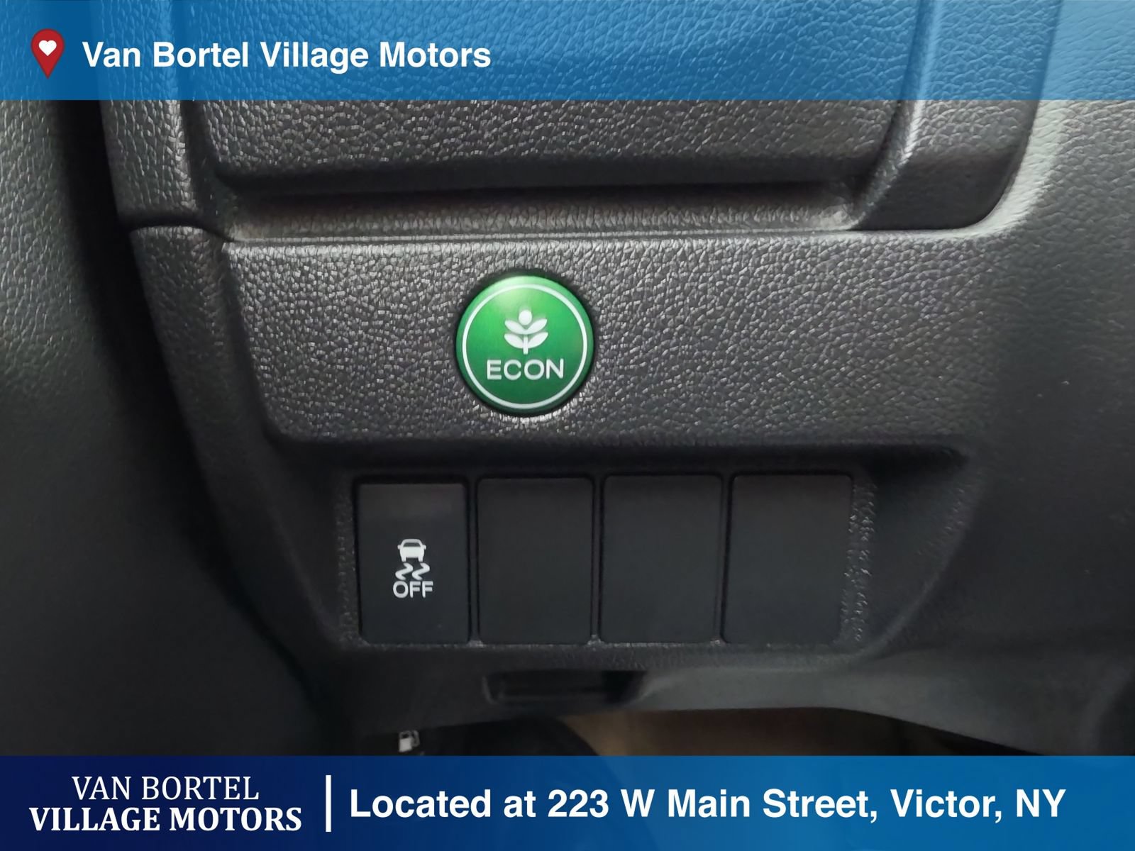 Used 2017 Honda Fit EX image 16