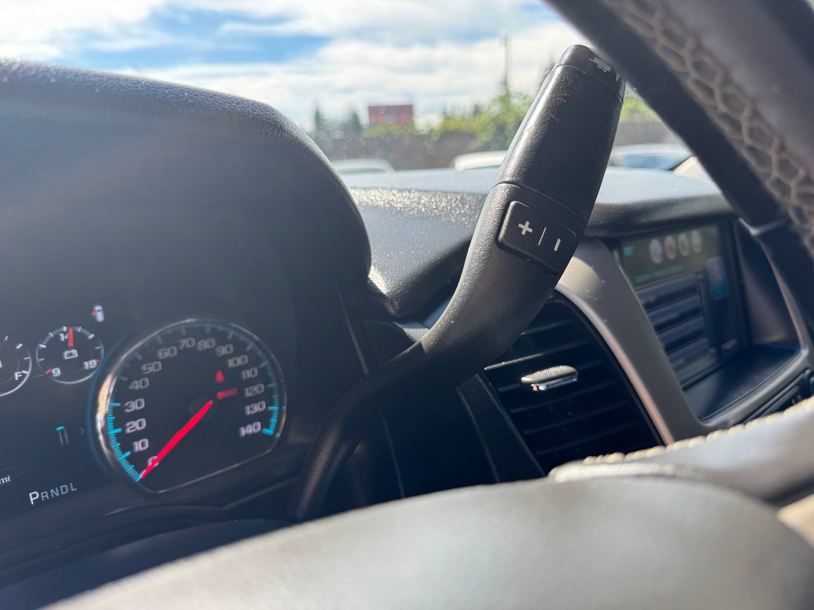 Used 2018 GMC Yukon XL Denali AWD/4WD image 35