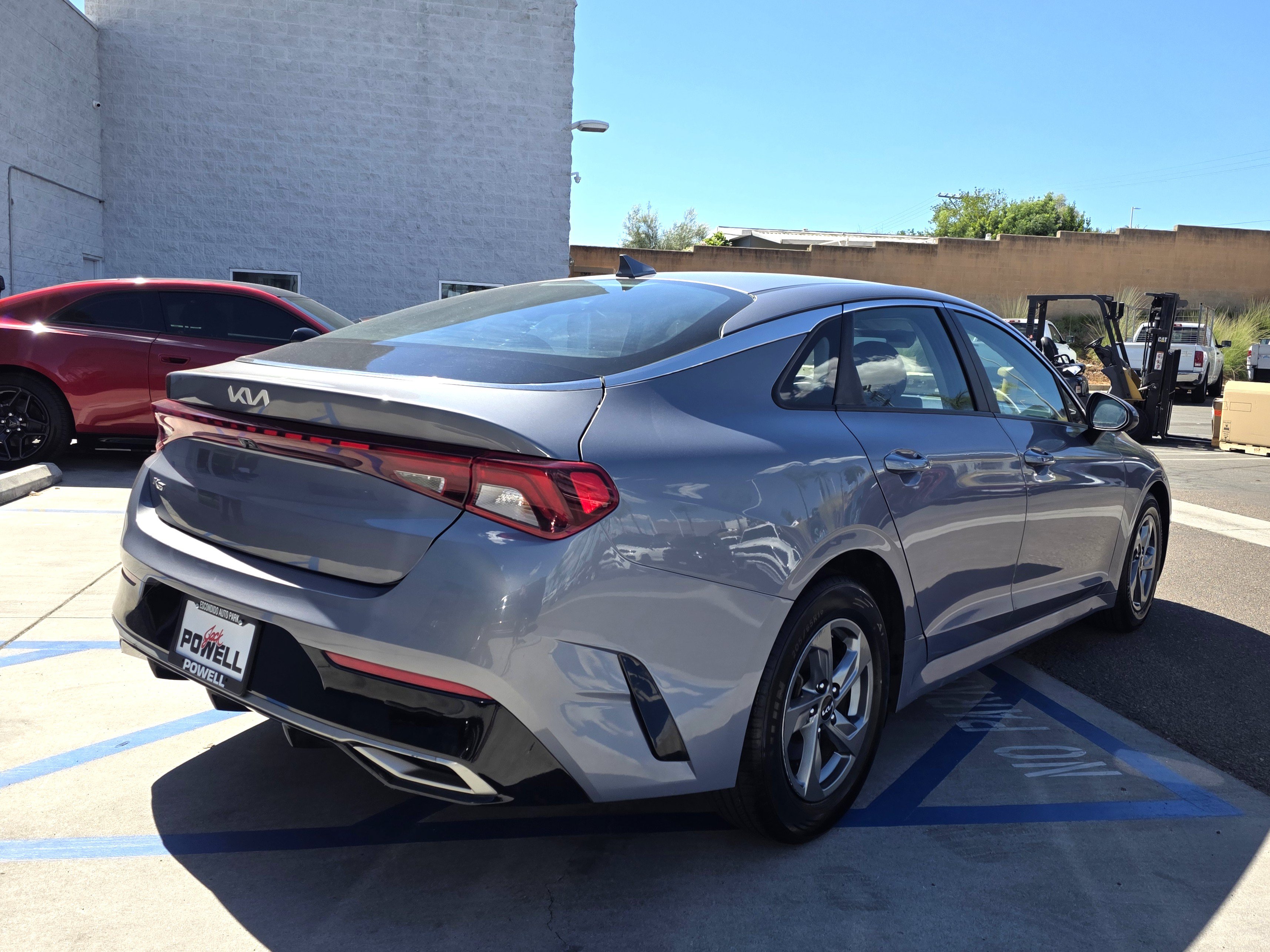 Used 2022 Kia K5 LXS FWD image 5