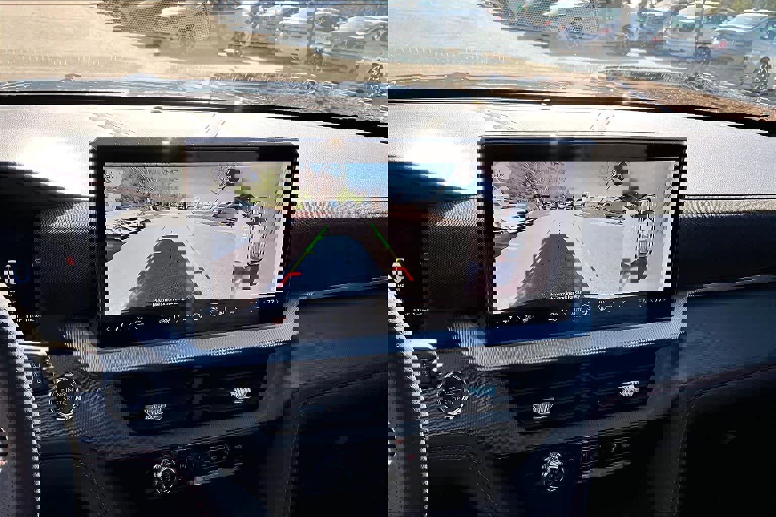 Used 2025 Ford Explorer ST-Line w/ Premium Package image 31