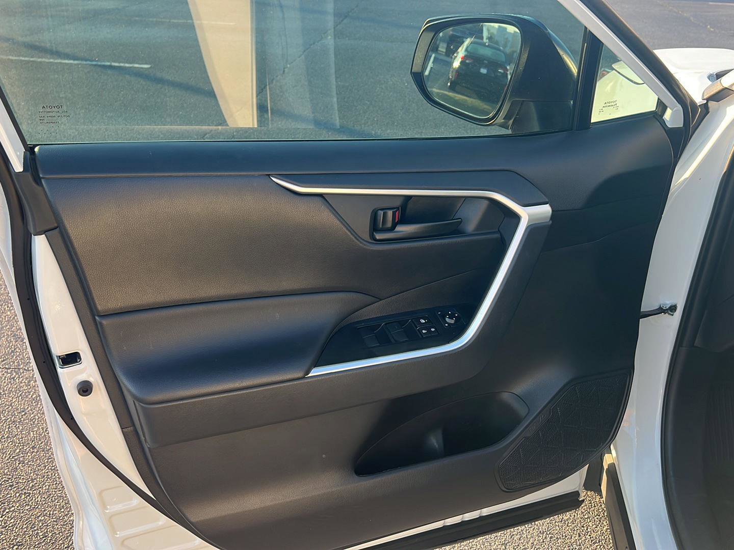 Certified 2024 Toyota RAV4 LE image 15