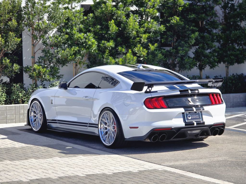 Used 2022 Ford Mustang Shelby GT500 w/ Carbon Fiber Track Pack image 3