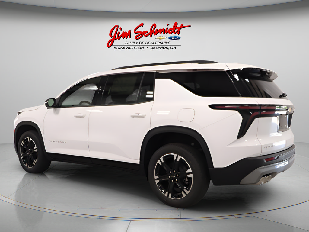 New 2027 Chevrolet Traverse LT w/ Sun and Wheel Package FWD image 4