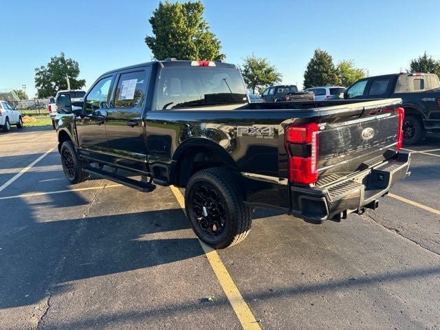 Used 2025 Ford F250 XLT w/ Black Appearance Package AWD/4WD image 16