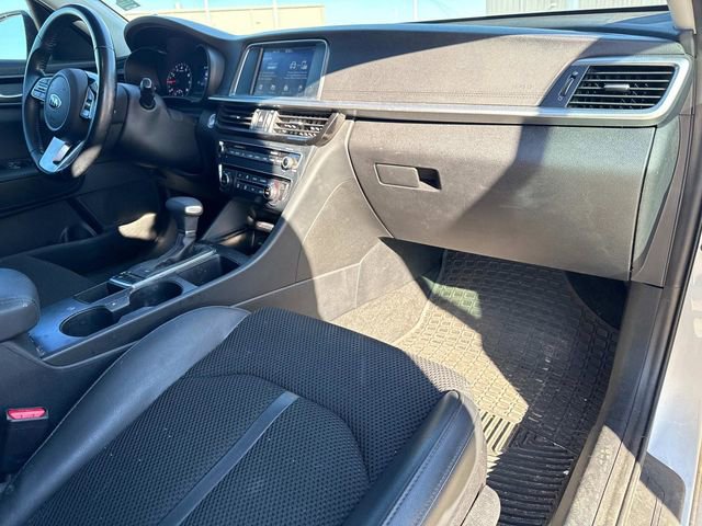 Used 2019 Kia Optima S w/ S Panoramic Sunroof Package image 17