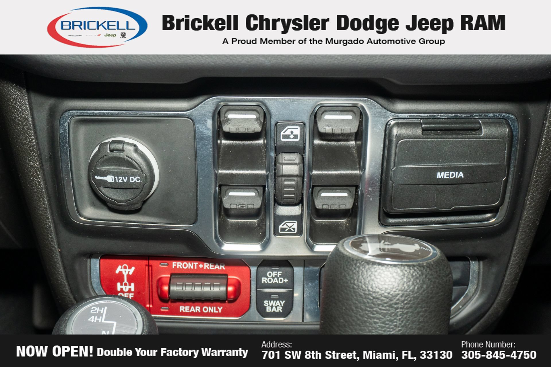 Used 2025 Jeep Wrangler Unlimited Rubicon AWD/4WD image 28