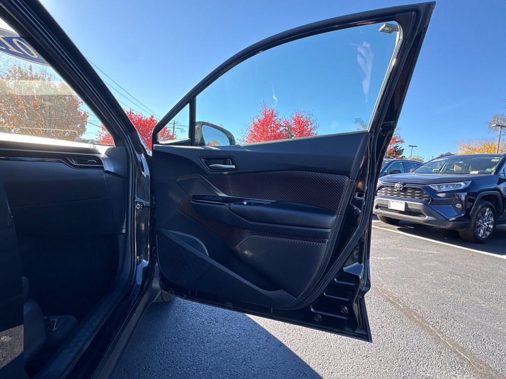Certified 2019 Toyota C-HR Limited FWD image 10
