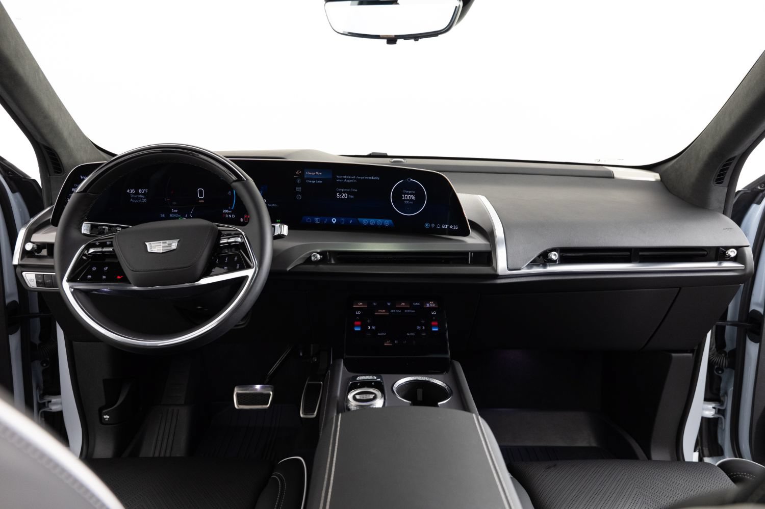 Used 2026 Cadillac Vistiq Platinum w/ LPO, Floor Liner Package AWD/4WD image 38