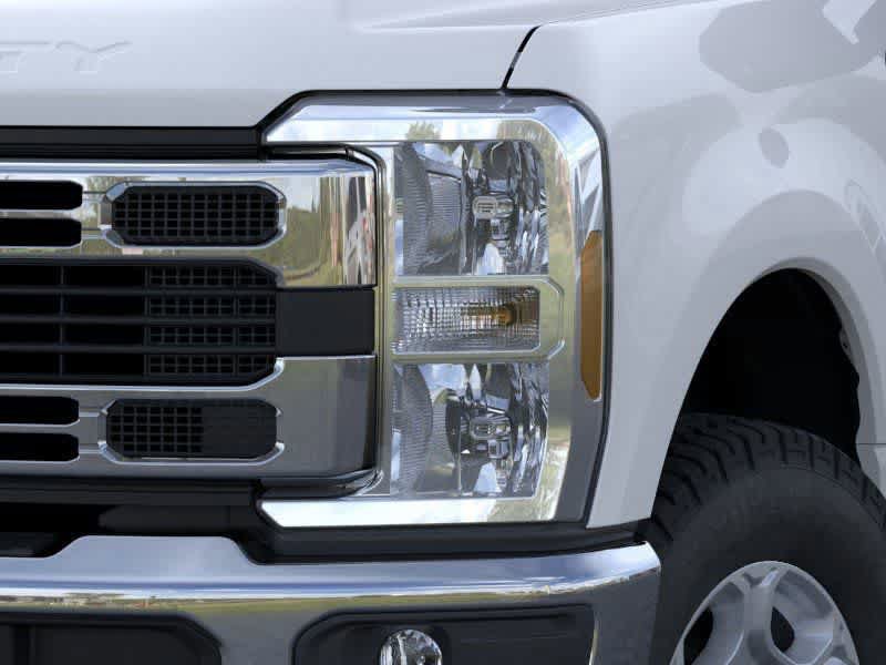 New 2026 Ford F350 XLT AWD/4WD image 18