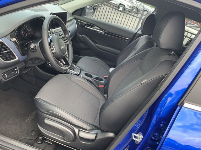 Used 2023 Kia Seltos S w/ Navigation Package FWD image 18