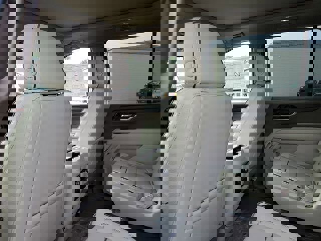 New 2026 GMC Yukon Denali image 10