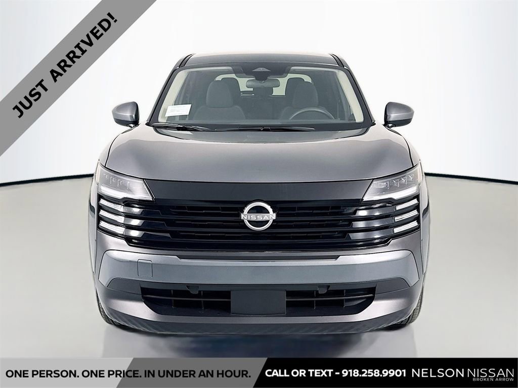 Certified 2025 Nissan Kicks SV image 2