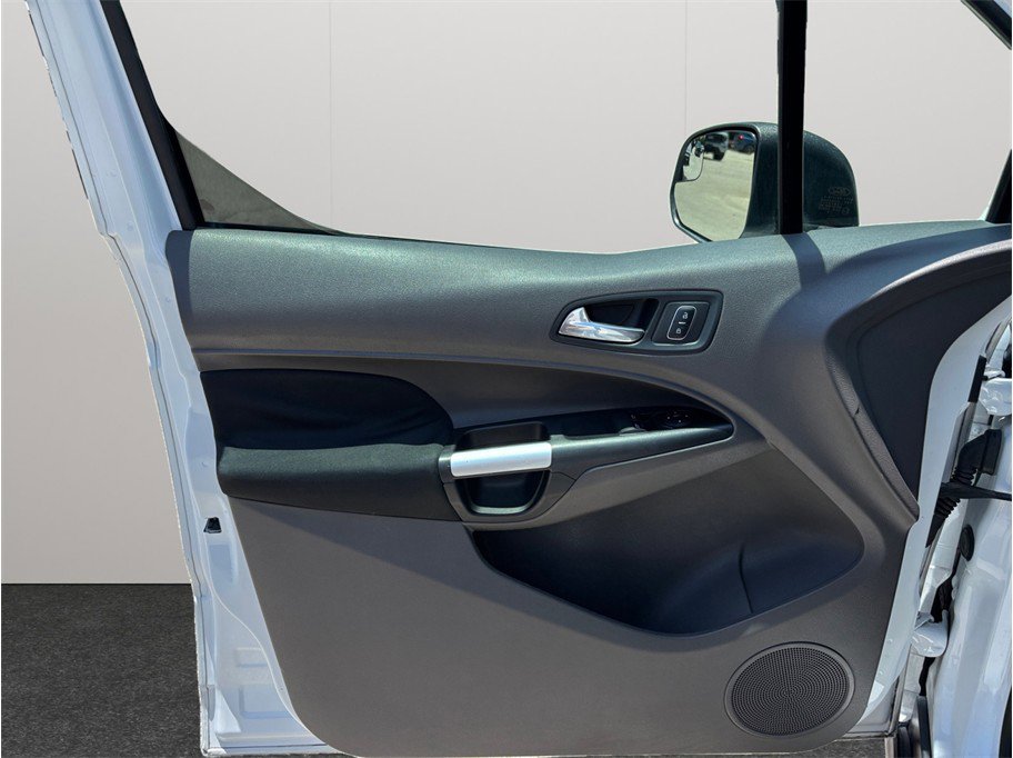 Used 2019 Ford Transit Connect XLT FWD image 16