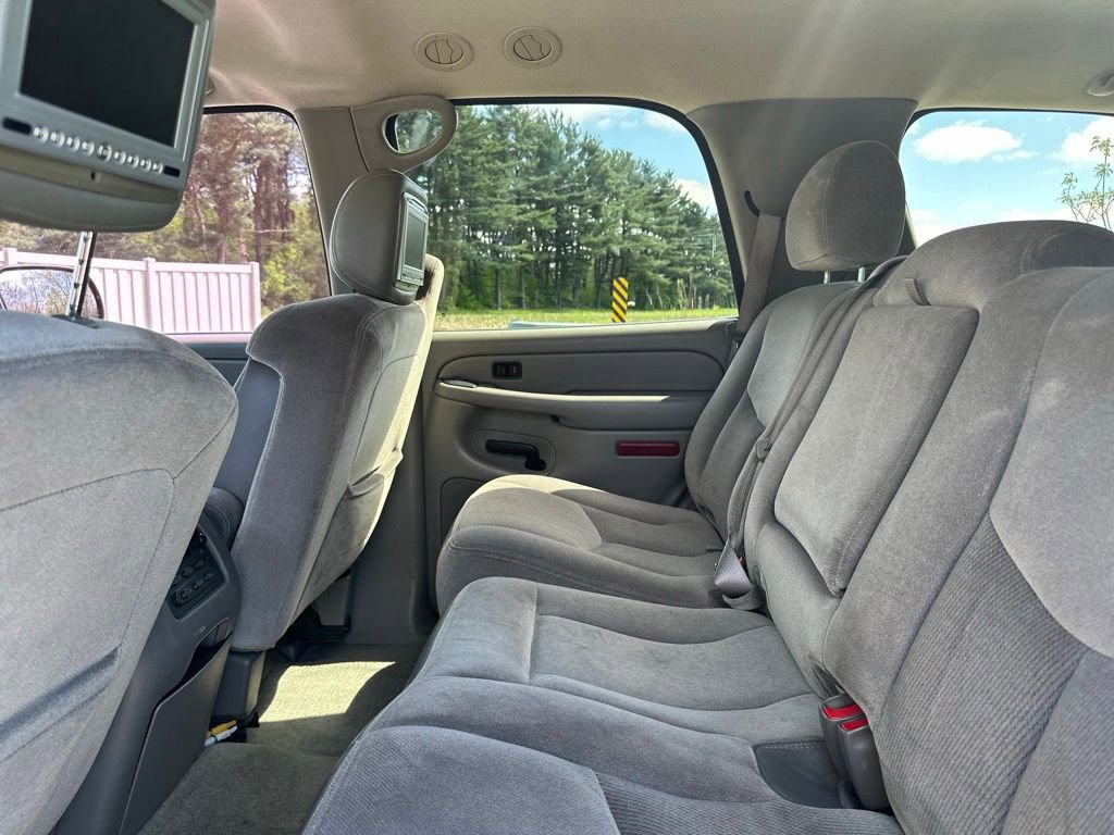 Used 2005 GMC Yukon SLE w/ Cargo Package RWD image 19