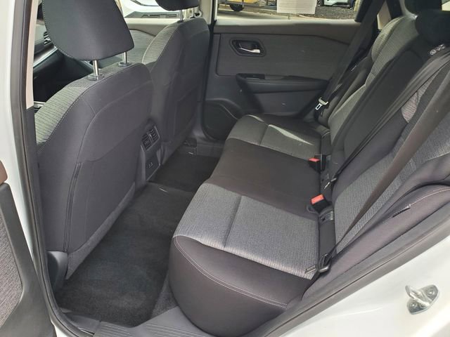 Certified 2023 Nissan Rogue SV FWD image 11