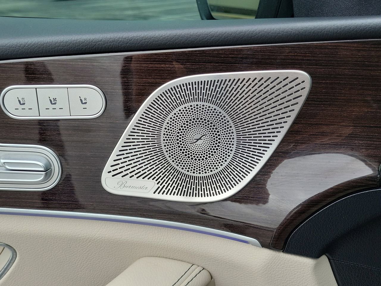 Certified 2025 Mercedes-Benz GLE 450e 4MATIC image 29