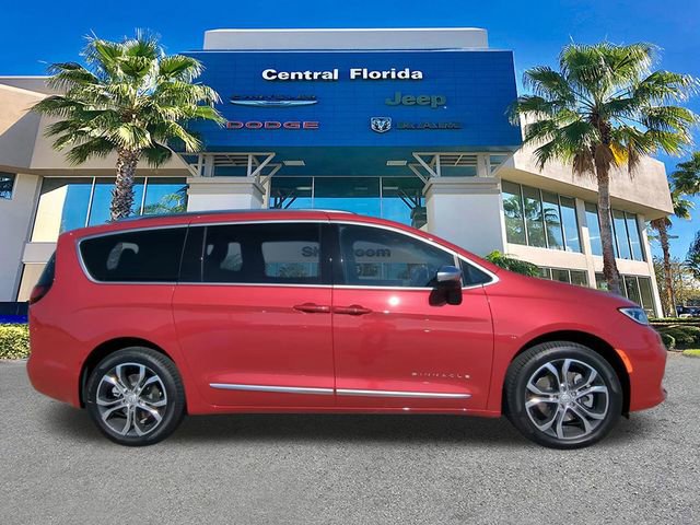 New 2026 Chrysler Pacifica Pinnacle w/ Trailer Tow Group image 4