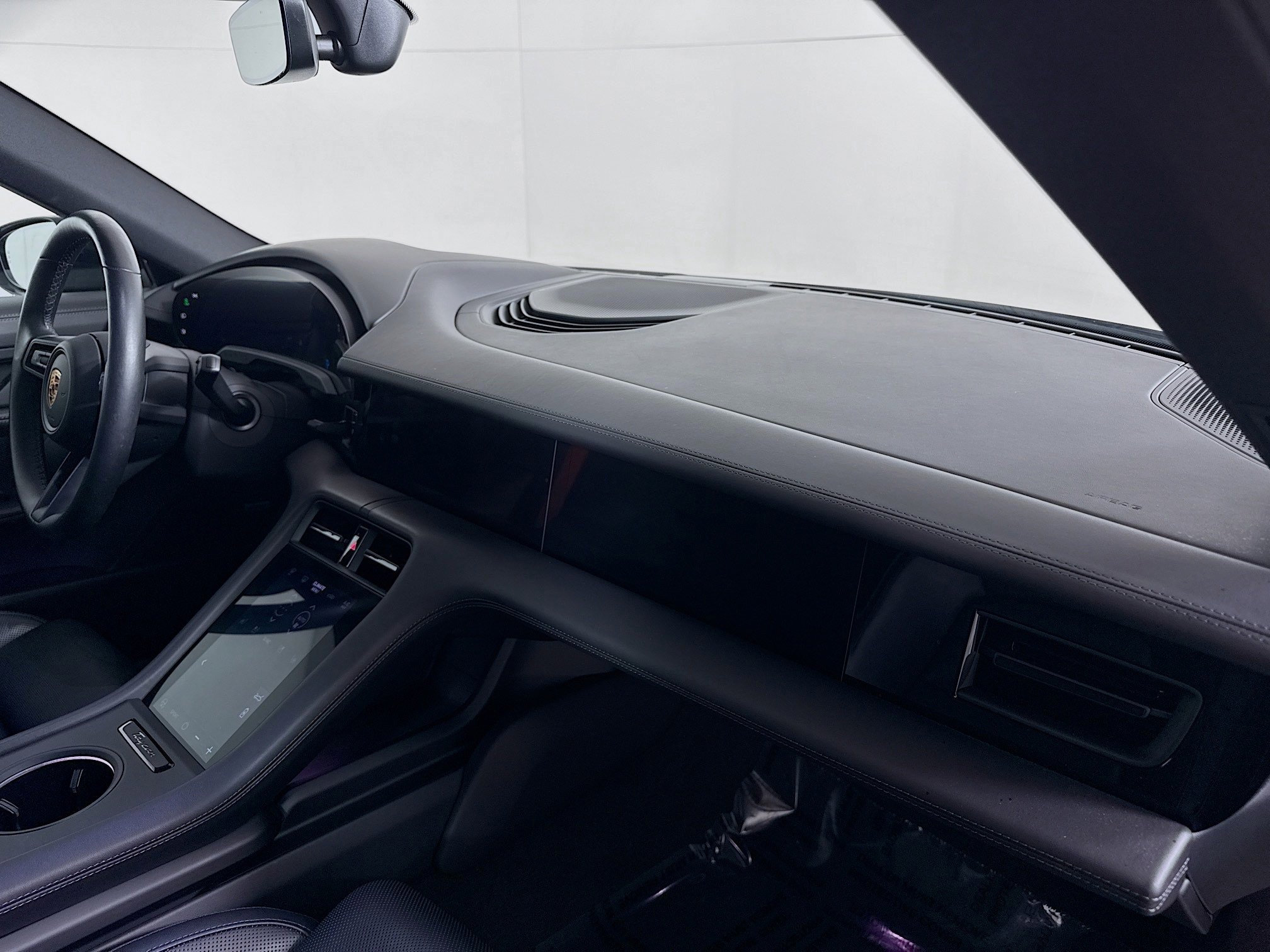 Certified 2024 Porsche Taycan 4 Cross Turismo image 28